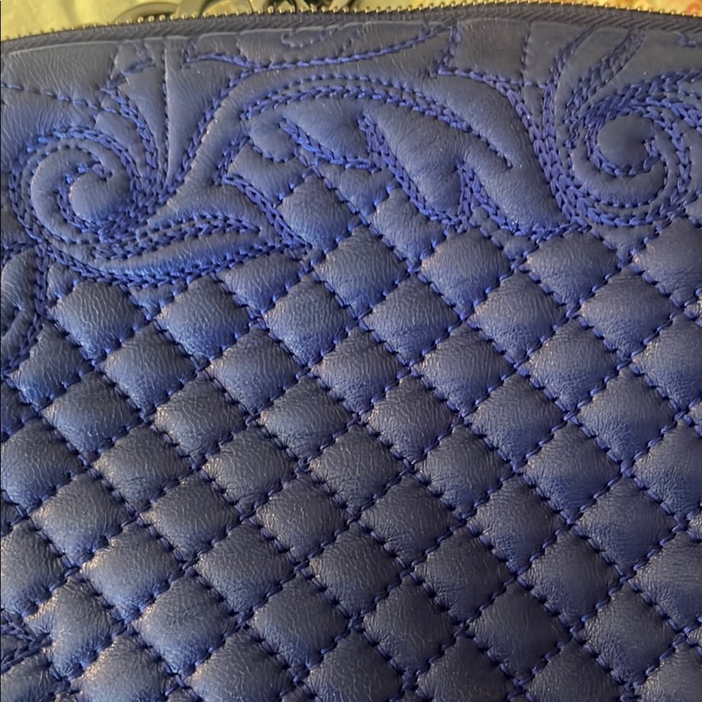 Versace bag - Picture 7 of 16